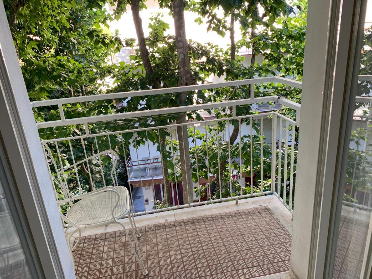 Hotel Ginevra E Residence Cattolica Luaran gambar